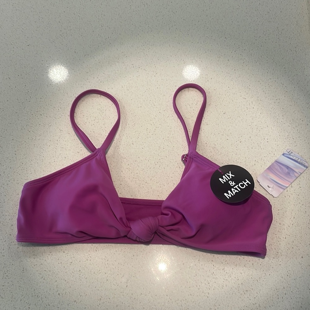 NWT forever 21 bikini top